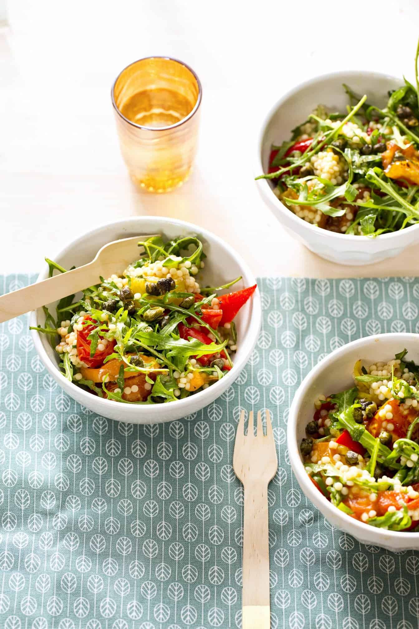 Parelcouscous met geroosterde paprika en kappertjes