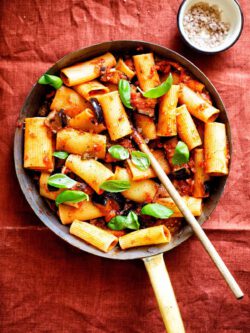 Snelle pasta recepten die je binnen 30 minuten op tafel zet