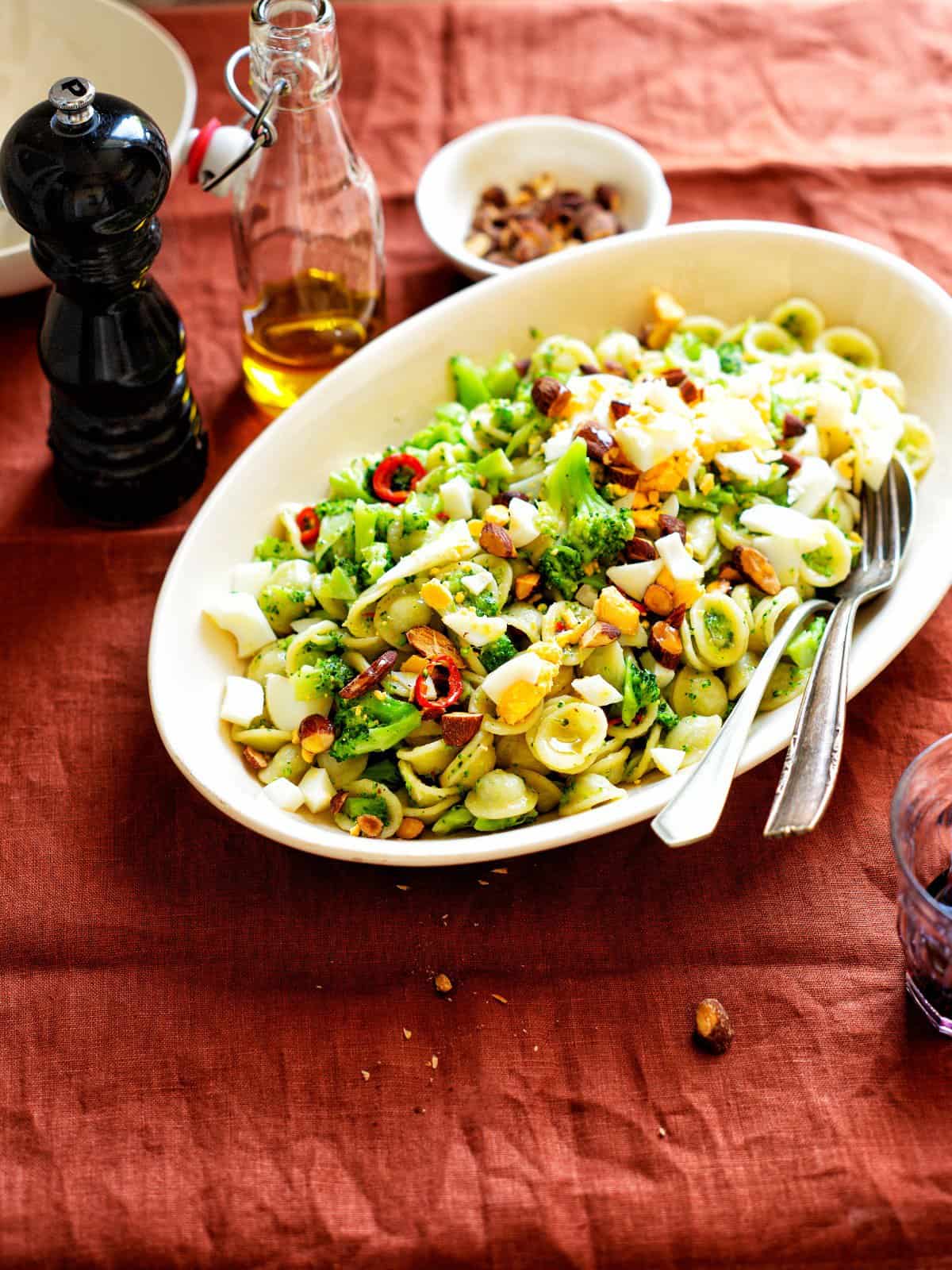 Orecchiette cime di rapa met broccoli en rode peper