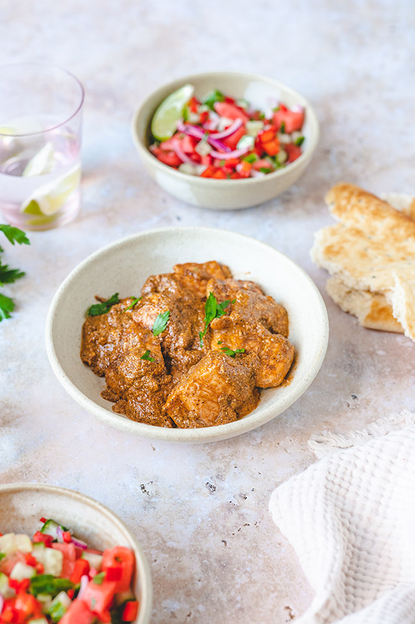 Tandoorizalm met frisse salade