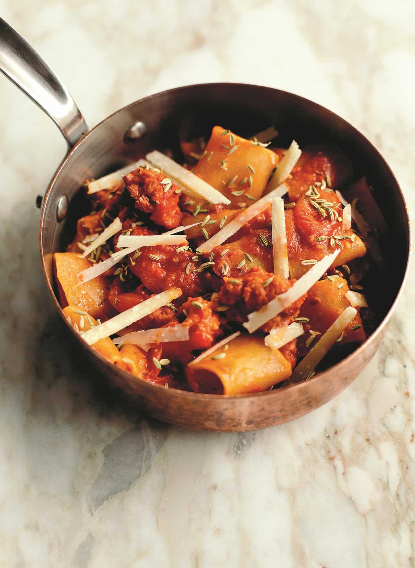 Pasta toscana met gehakt en venkelzaad